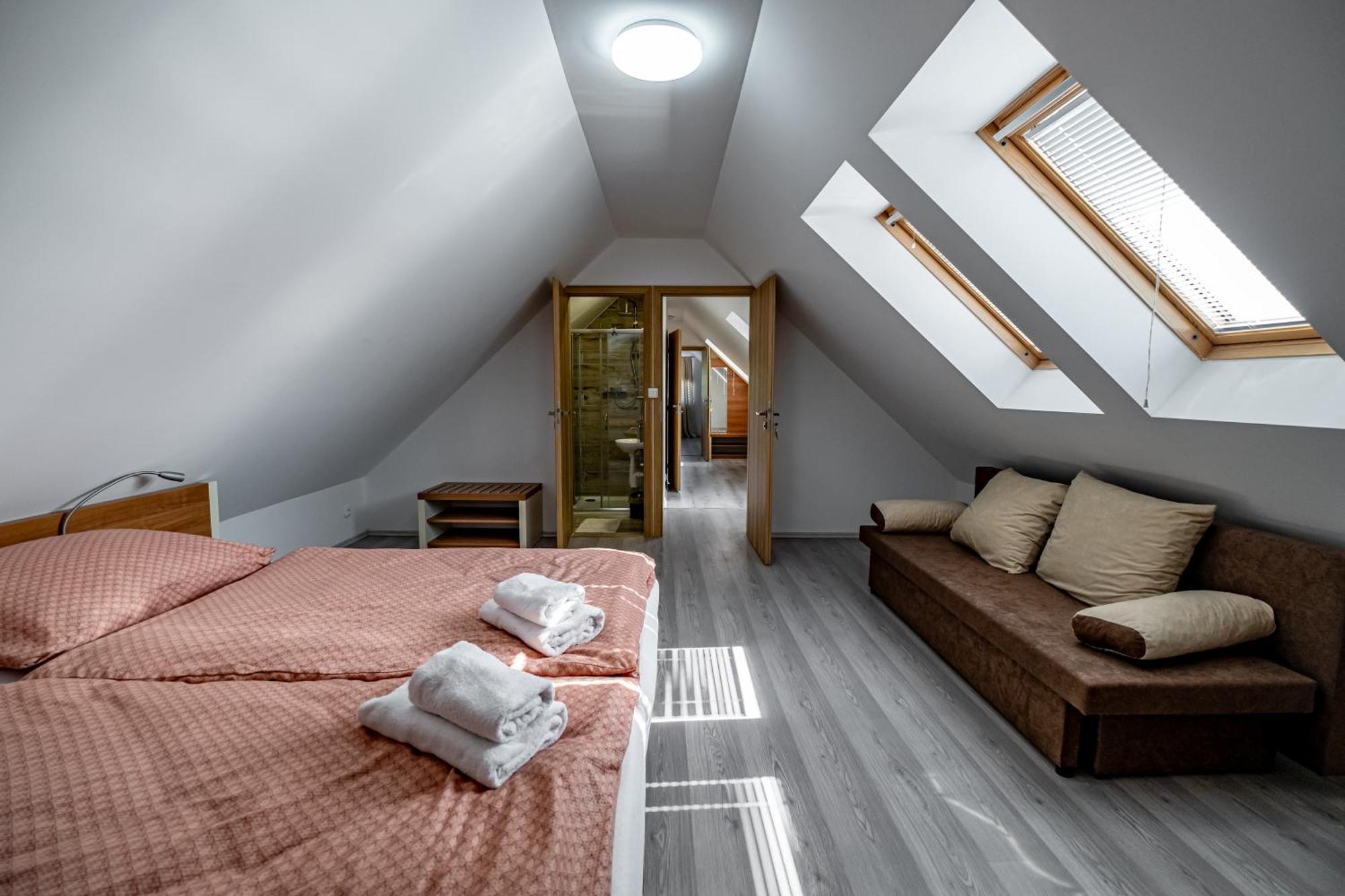 U Katalpy Hotel Sedlec  Kültér fotó